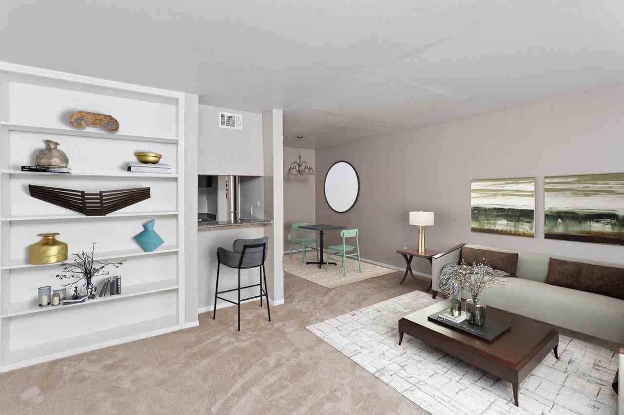 Sharpstown Manor - Photo 6 of 19