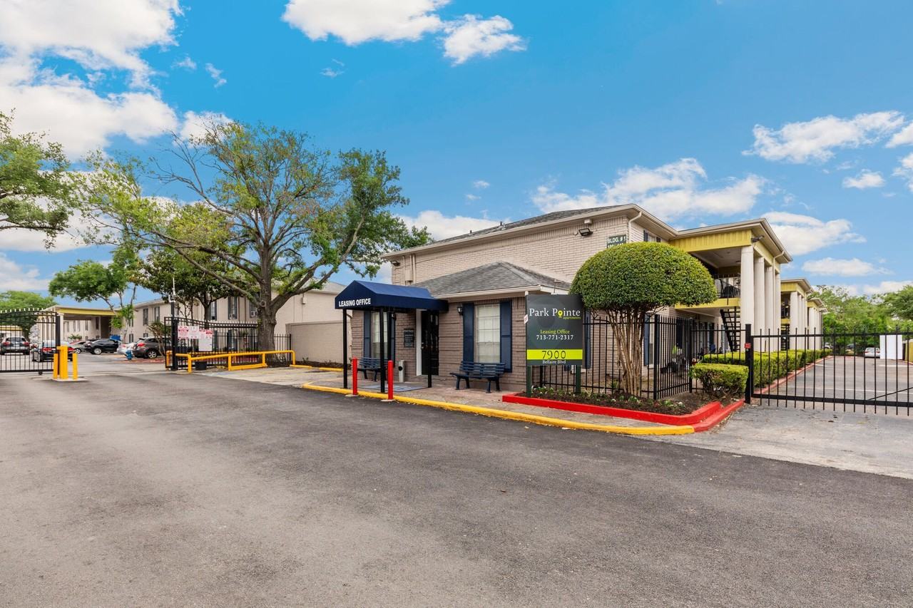 Park Pointe - Photo 7 of 9