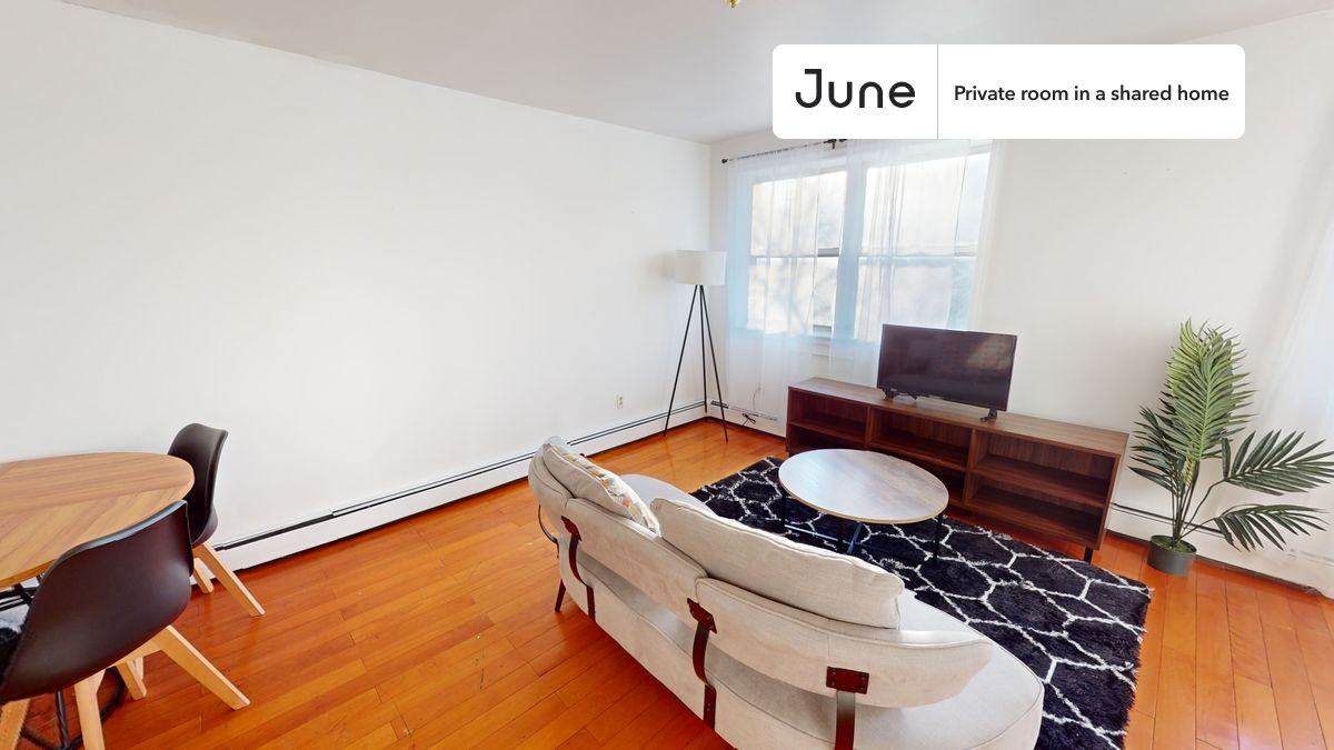 71 Clermont Ave #A - Photo 5 of 10