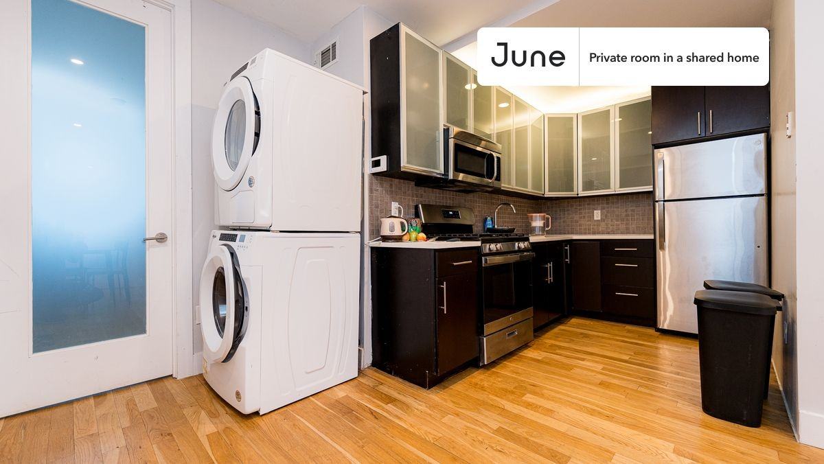 21 Carlton Ave #A - Photo 6 of 11