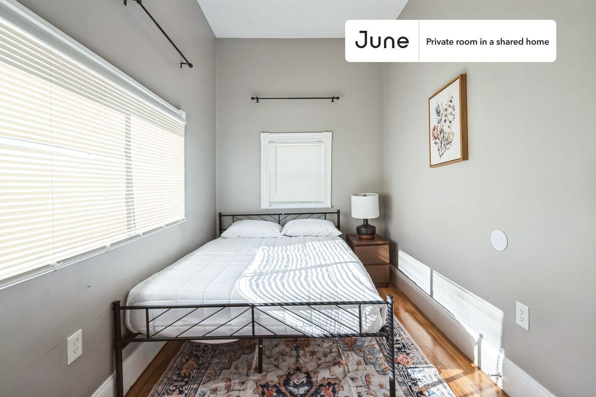 33 Adamson St #A - Photo 5 of 12