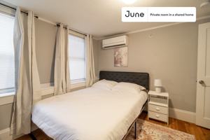 featured image of 190 Kelton St #B