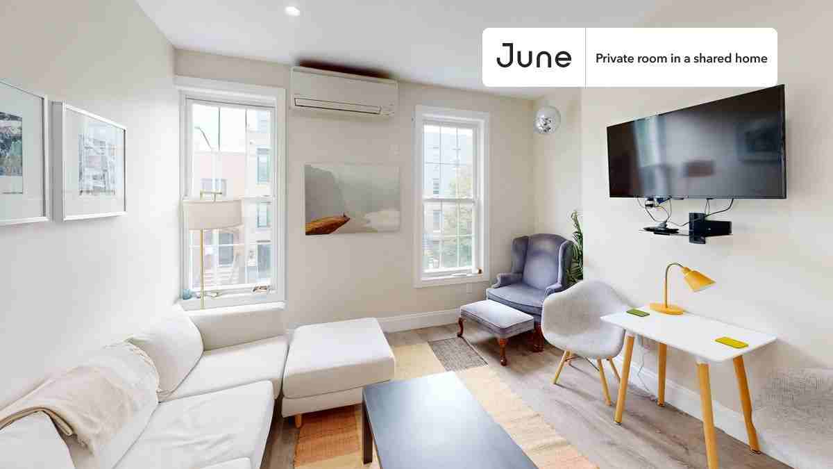 39A Broome St #C - Photo 2 of 7