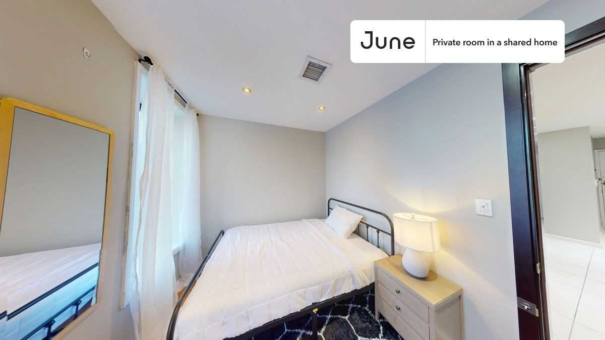 354 W 110th St #D - Photo 2 of 10