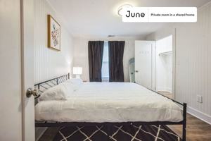 featured image of 875 E 2nd St #B