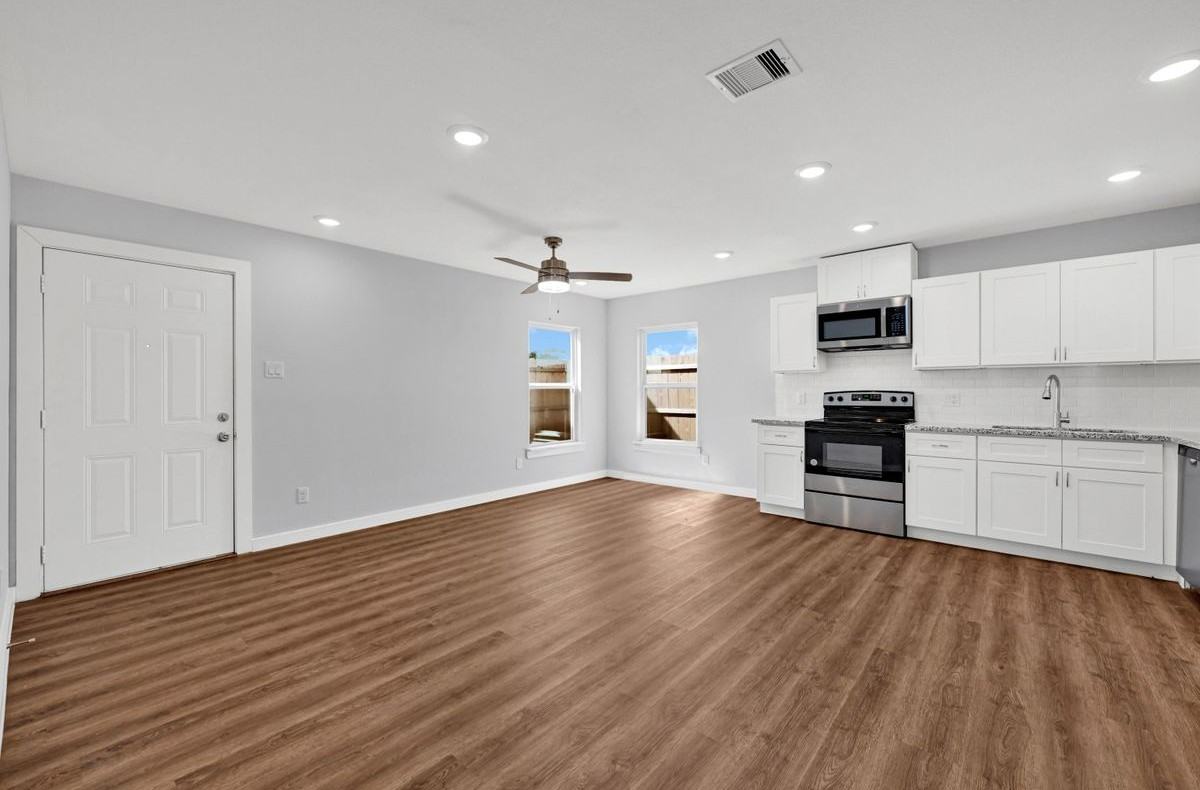 7737 Orebo St ##B - Photo 3 of 14