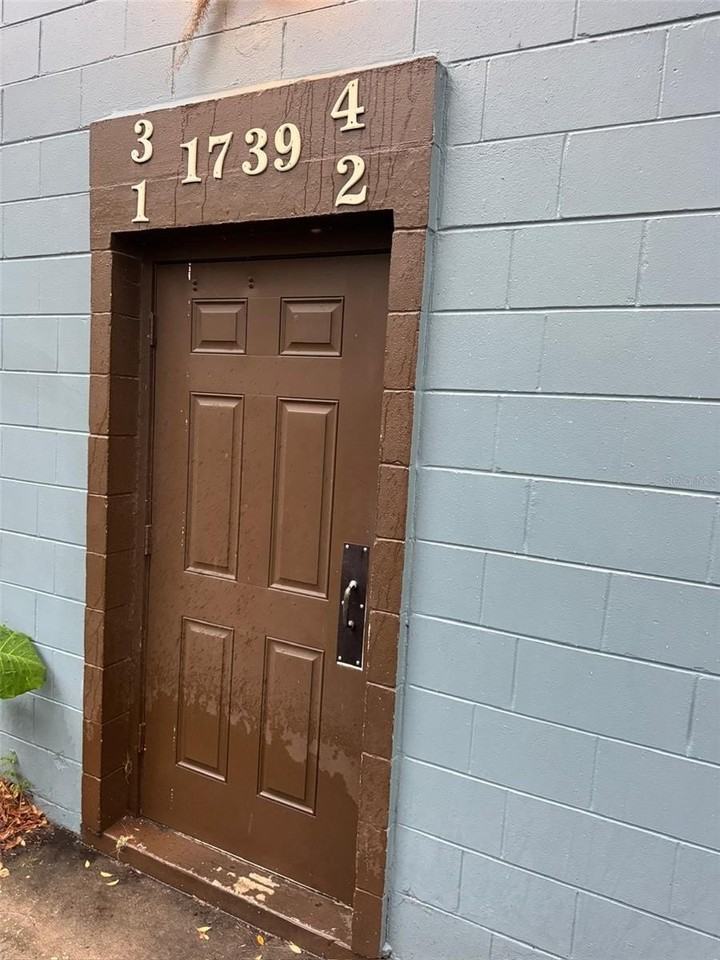 1739 Northeast 2nd Street #3 - Photo 2 of 11