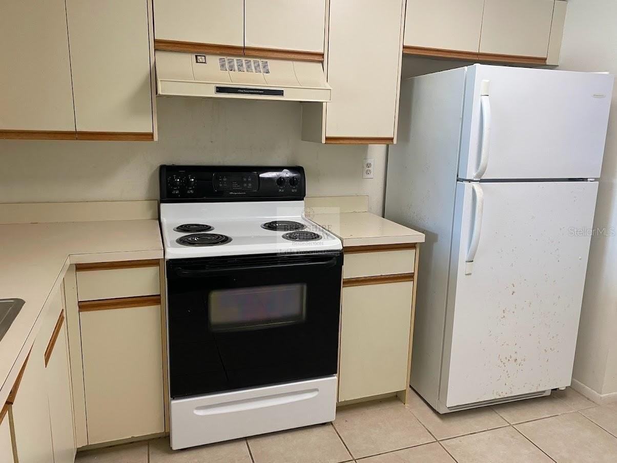 800 Cove Cay Drive #5D - Photo 5 of 37