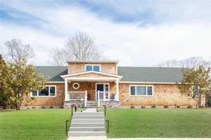 featured image of 15 S Cartwright Rd