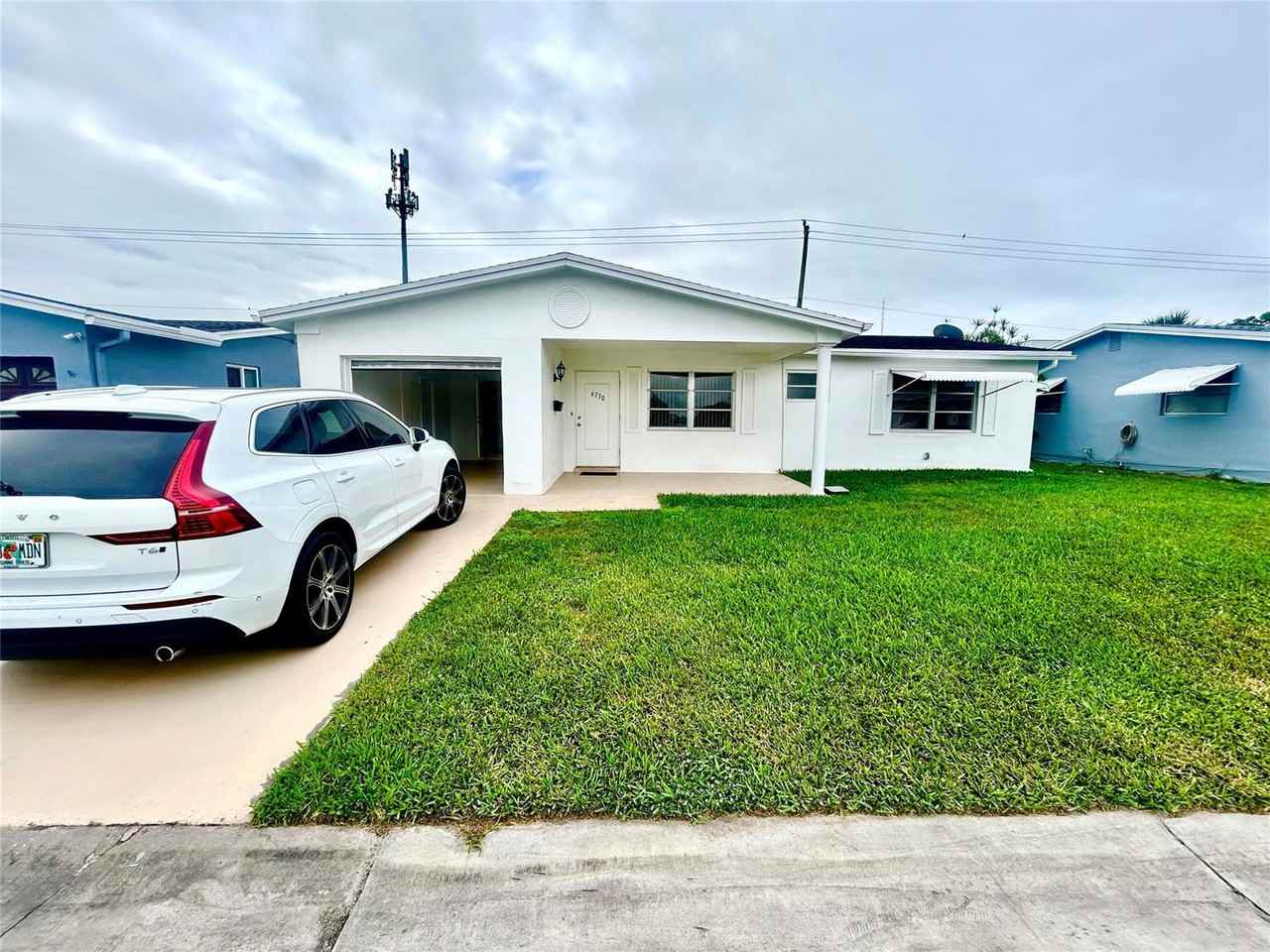 6730 Nw 9th St - Photo 2 of 8