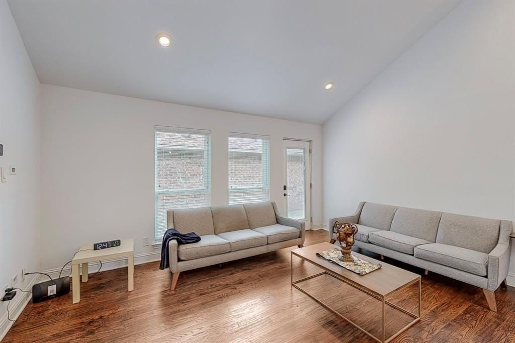 4017 La Costa Ct - Photo 6 of 40