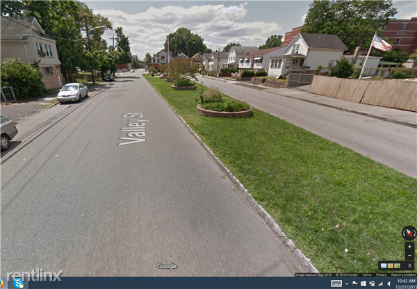 408 Valley St - Photo 2 of 12