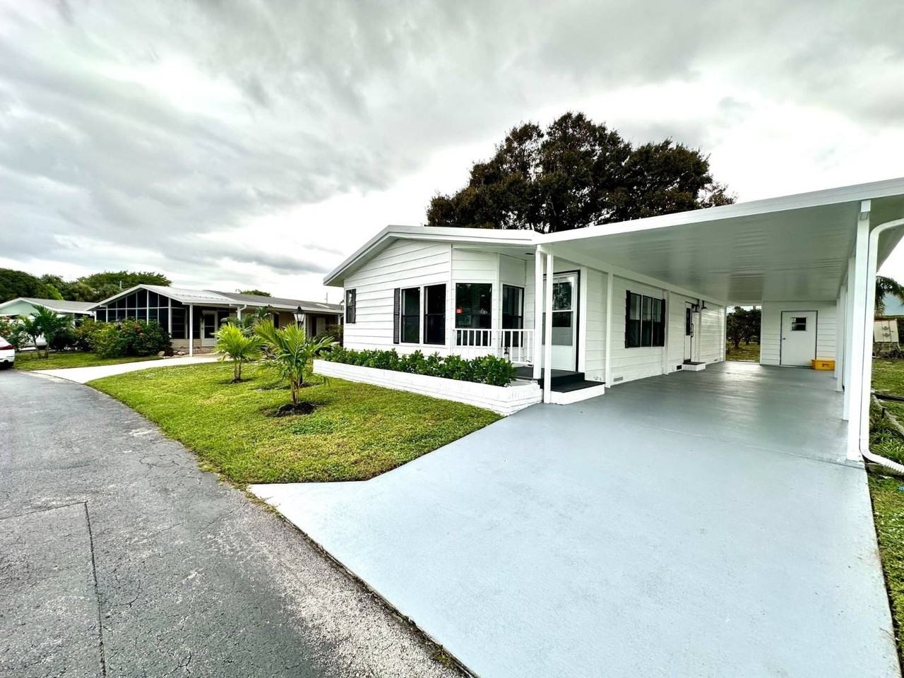 920 Sun Acres Ln - Photo 5 of 50