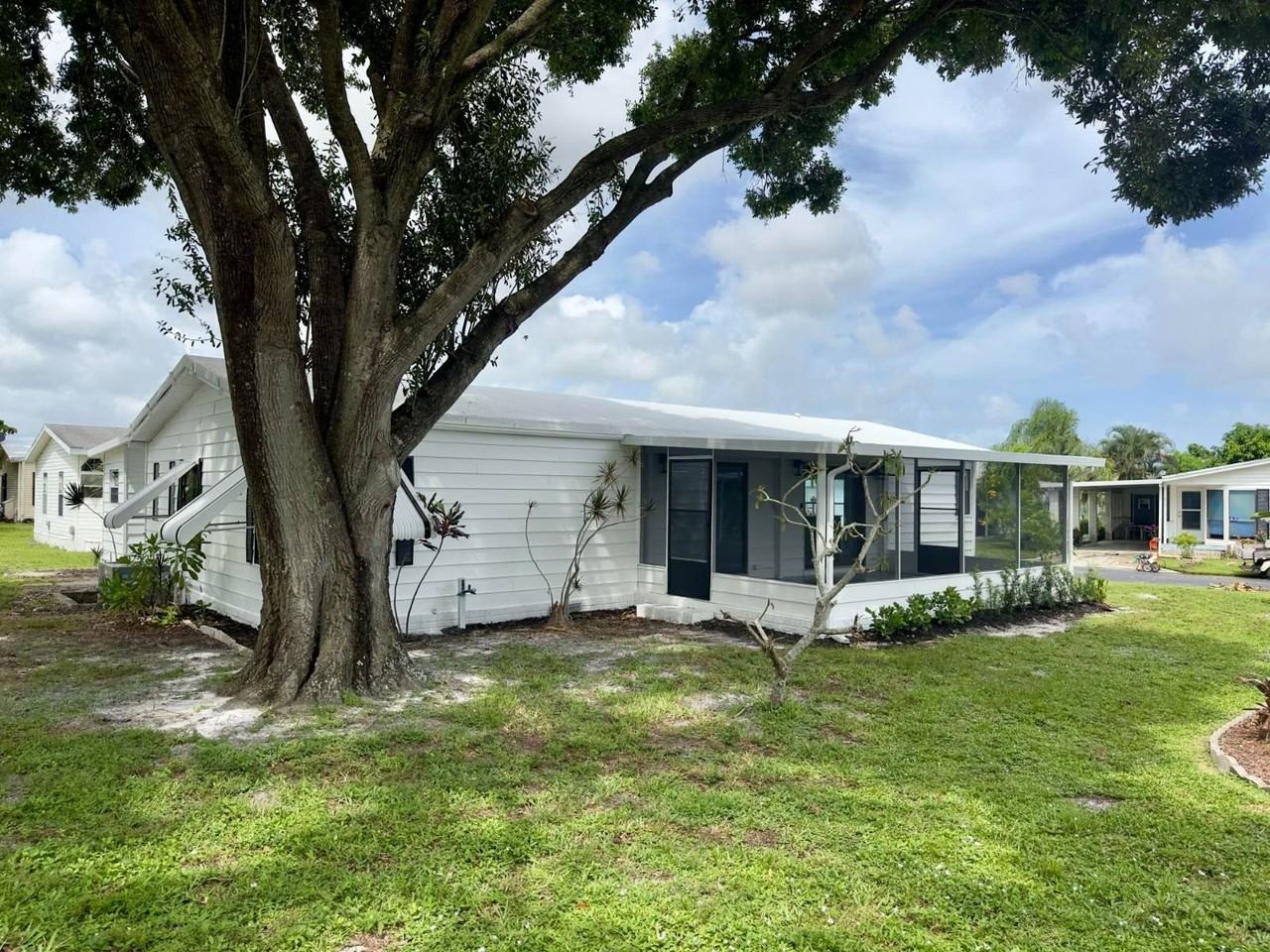 920 Sun Acres Ln - Photo 7 of 50