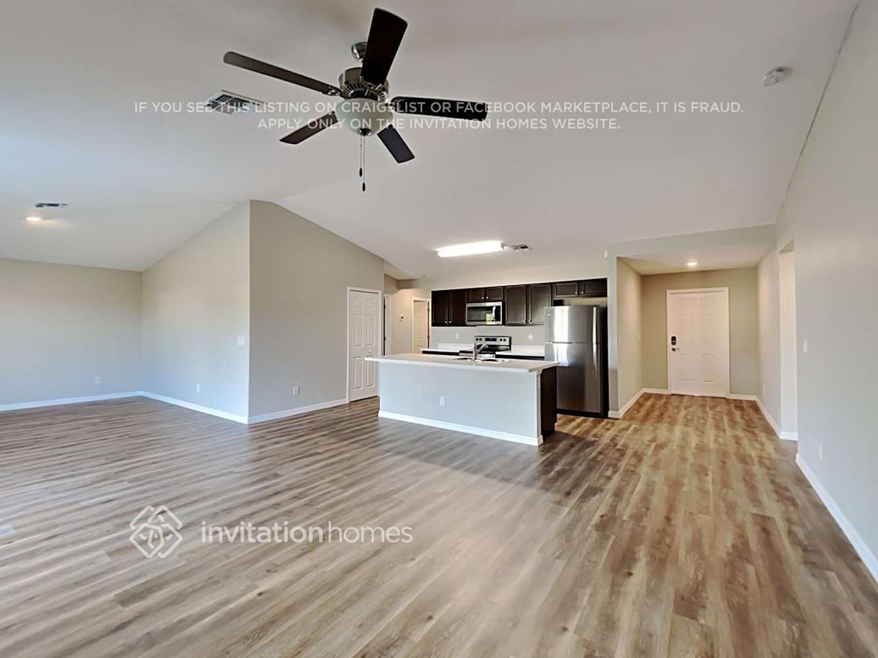 16246 Alcira Cir - Photo 3 of 20