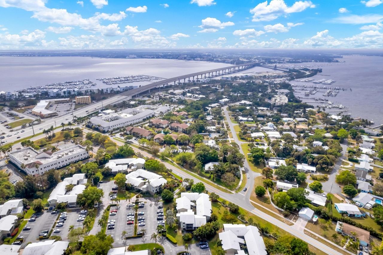 800 Nw Fork Rd #10-11 - Photo 7 of 32