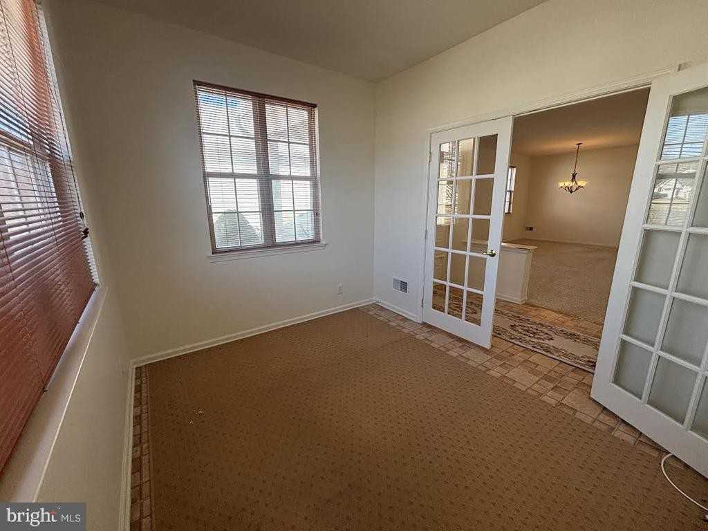 14 Fairfield Dr - Photo 3 of 21