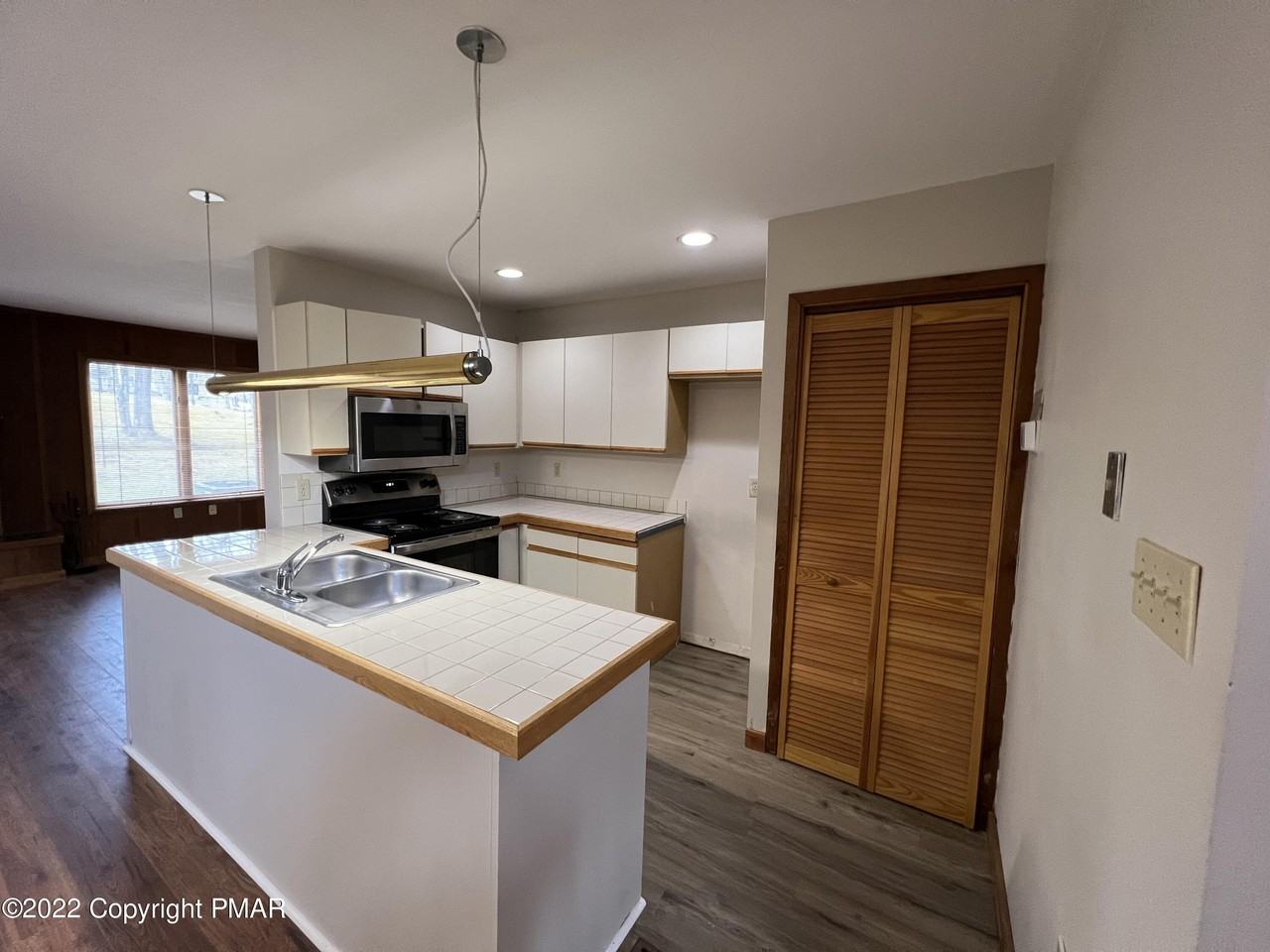 132 Northslope Ii Rd - Photo 2 of 13