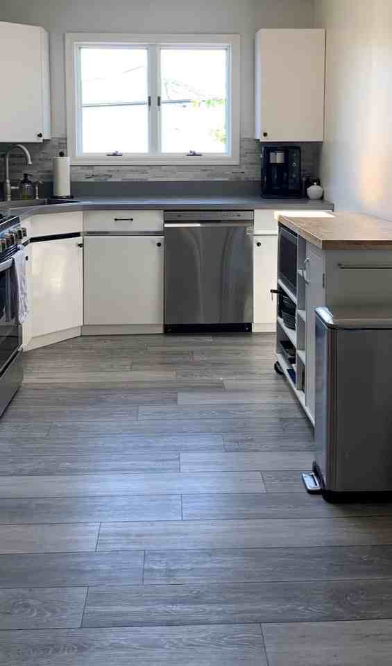 1036 Traymore Blvd - Photo 2 of 16