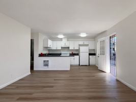 featured image of 1381 Temple Ave