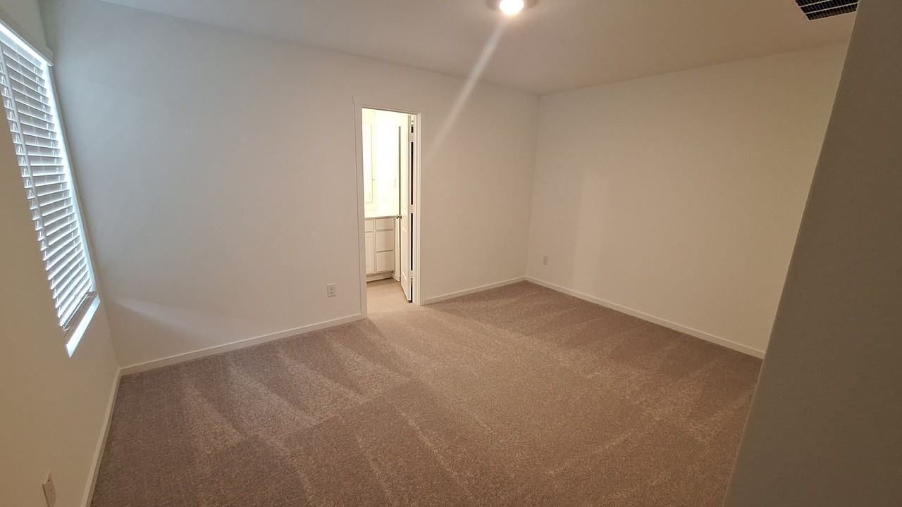 12165 Morgan Dr - Photo 6 of 19