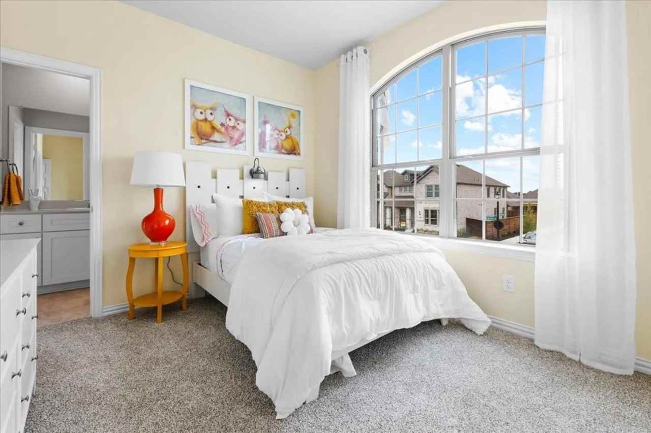 3918 Talisker Blvd - Photo 3 of 15