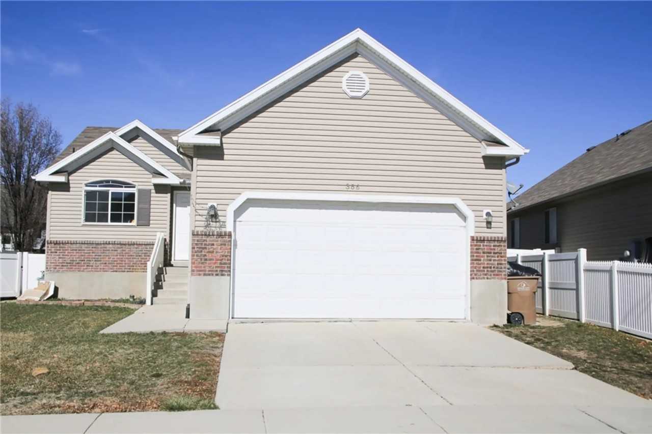 356 W Clintwood Dr