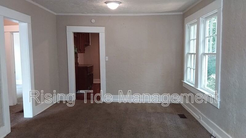 701 84th St S - Photo 3 of 18