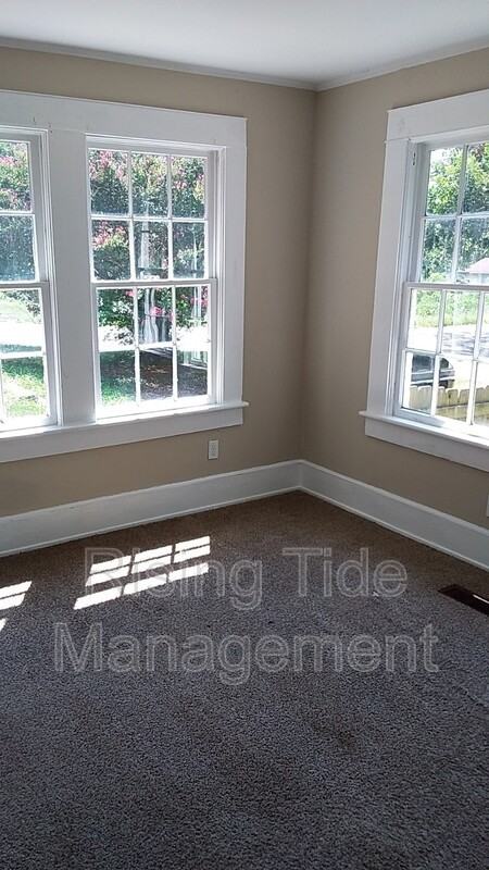 701 84th St S - Photo 4 of 18