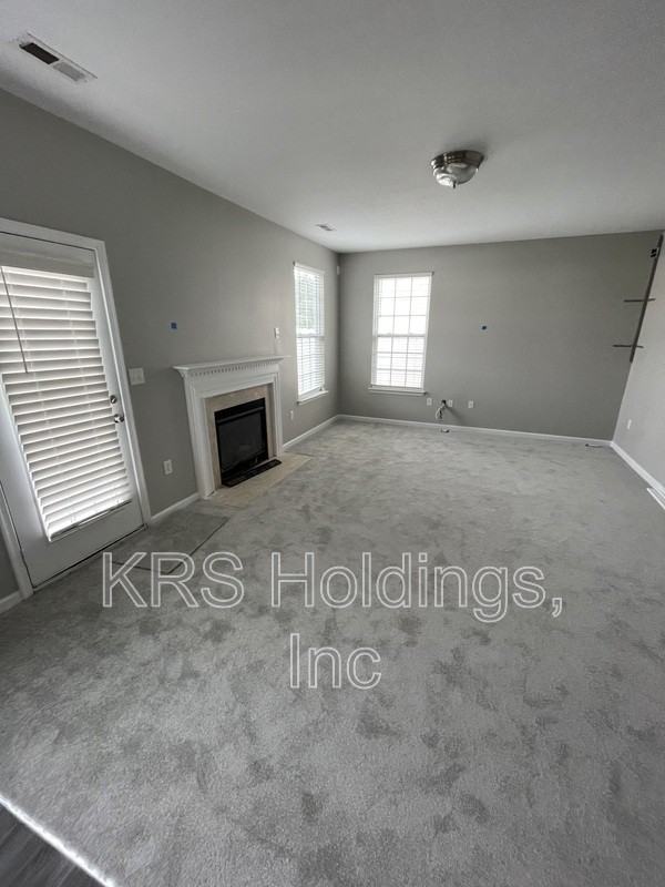 4221 High Tide Way - Photo 3 of 7