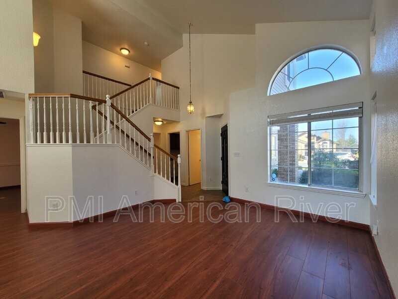 4118 Venice Ct - Photo 4 of 28