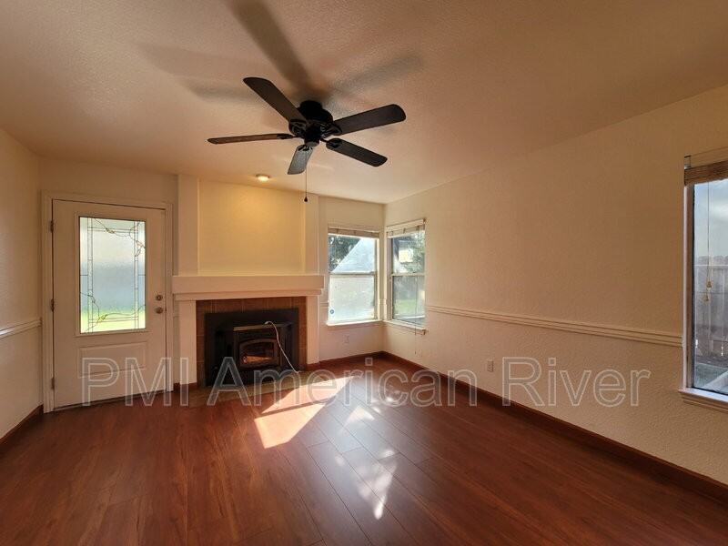 4118 Venice Ct - Photo 7 of 28