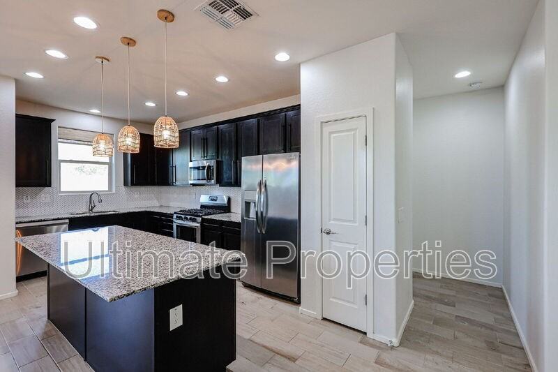 25151 N 143rd Dr - Photo 7 of 24