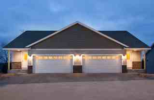 560 Lulu Ln - Photo 1 of 1