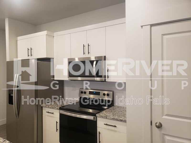 651 Sw #7102 - Photo 4 of 28