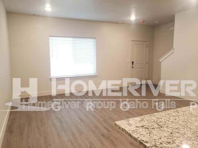 651 Sw #7102 - Photo 6 of 28