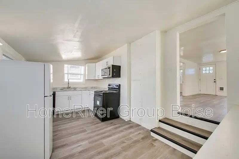 483 1st St N #1 - Photo 2 of 7