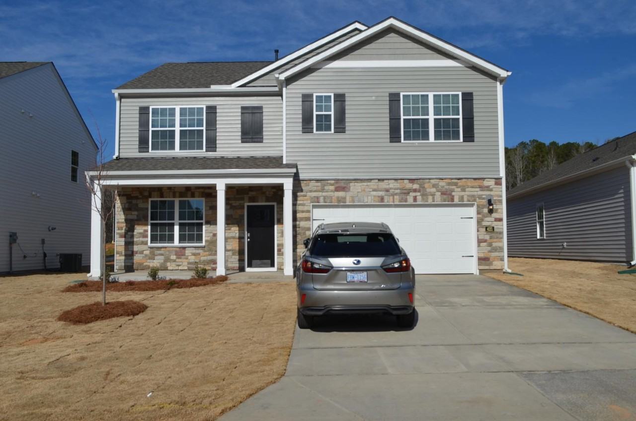 421 Ashley Run - Photo 2 of 47