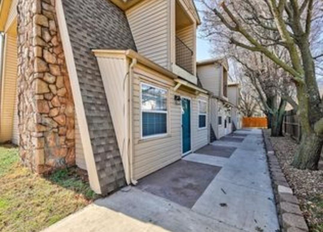 308 Vicksburg Cir #A - Photo 2 of 18
