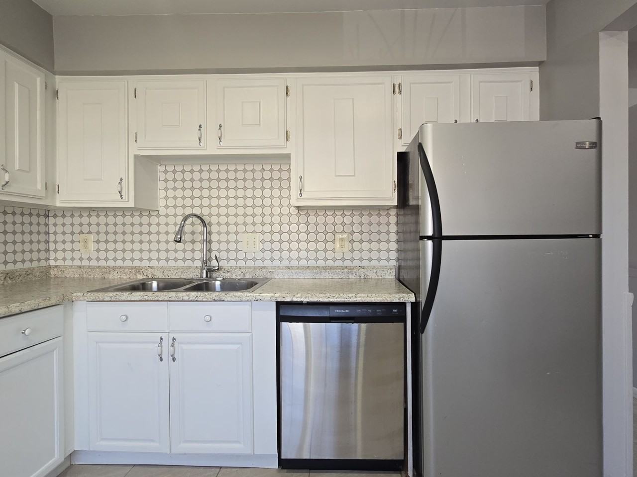 4405 Eames Ln - Photo 5 of 21