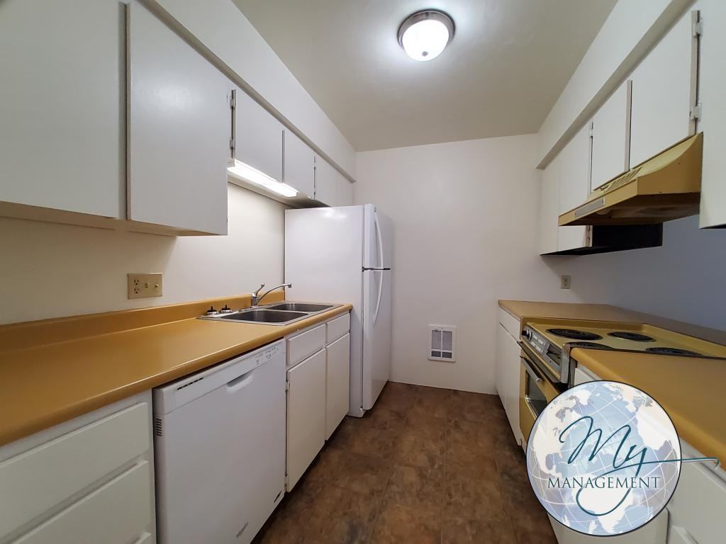 701 Stevens Ave - Photo 2 of 26
