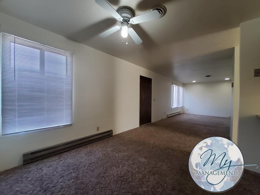 701 Stevens Ave - Photo 3 of 26