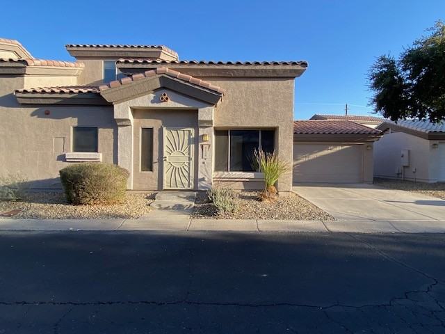 8128 W Mary Jane Ln - Photo 3 of 50