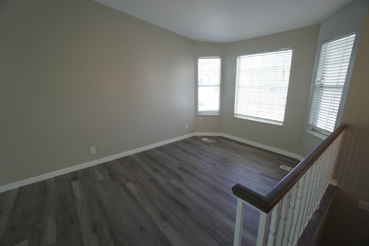 207 Wn - Photo 4 of 35