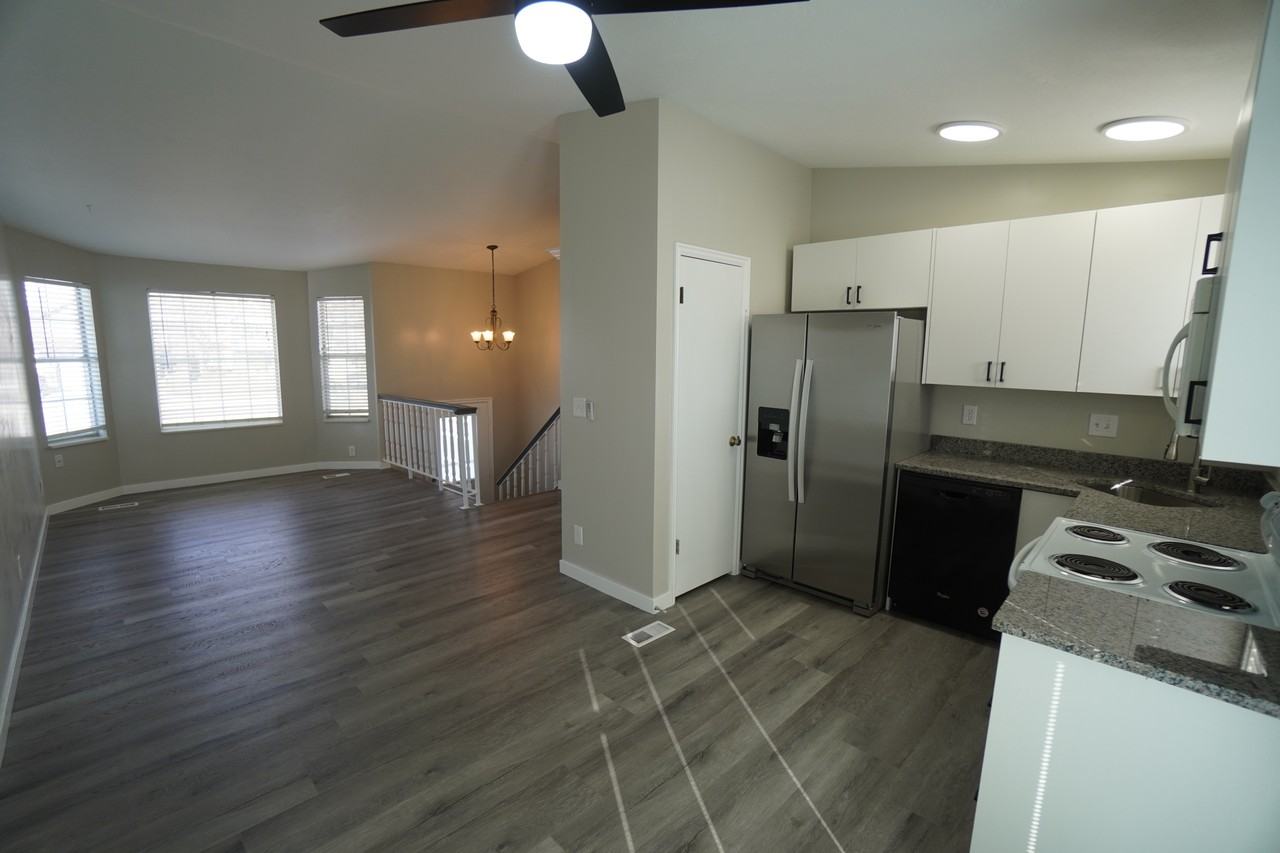 207 Wn - Photo 7 of 35