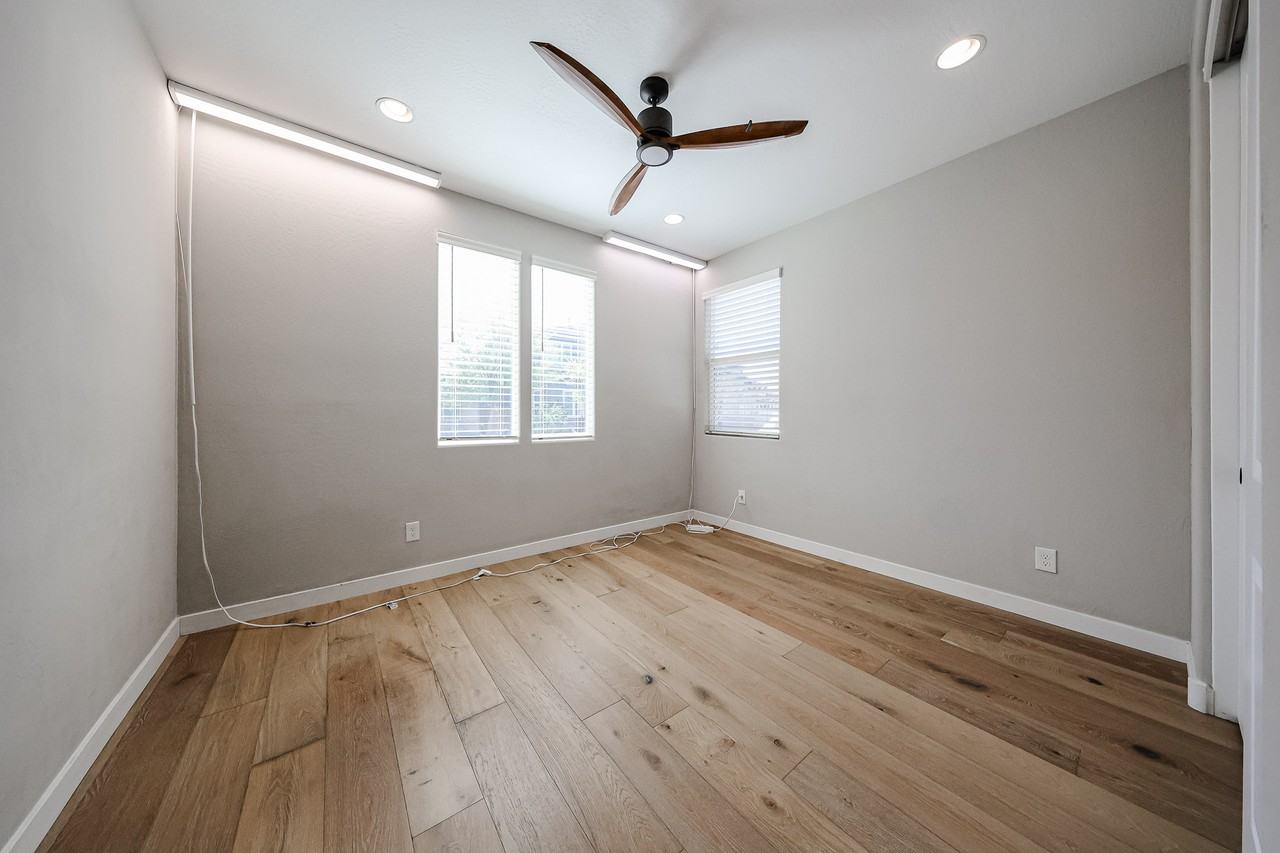 1726 W Jeanine Dr - Photo 6 of 50