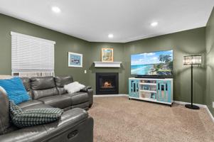 featured image of 678 Eagle Ct