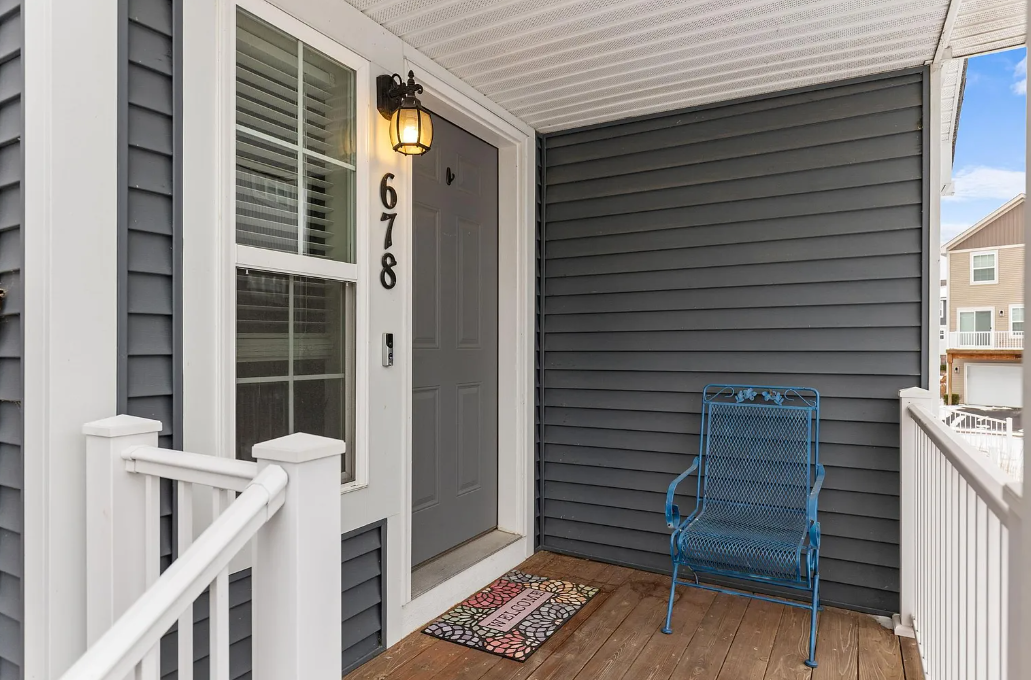 678 Eagle Ct - Photo 4 of 22