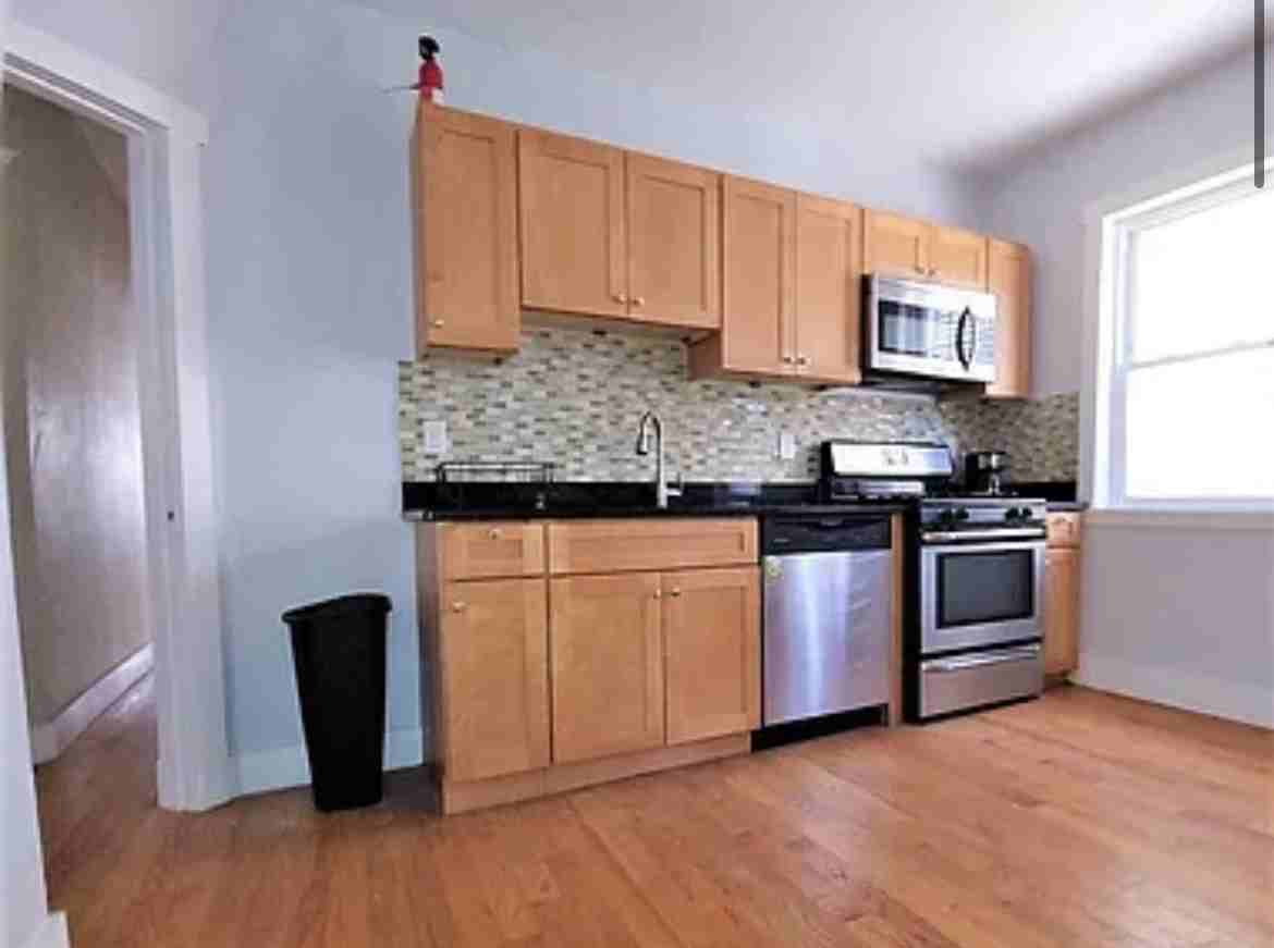 Ridgewood St #3 - Photo 3 of 24