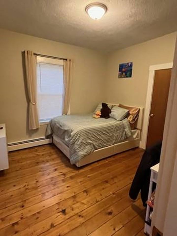 484 Park Ave #2 - Photo 3 of 7